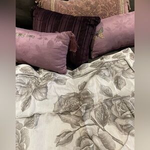 Grey flowers queen size duvet cover